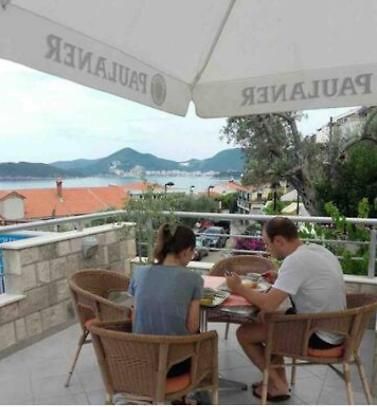 Bmv Room For 2-3 Persons Sveti Stefan Exteriér fotografie