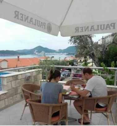 Bmv Room For 2-3 Persons Sveti Stefan Exteriér fotografie