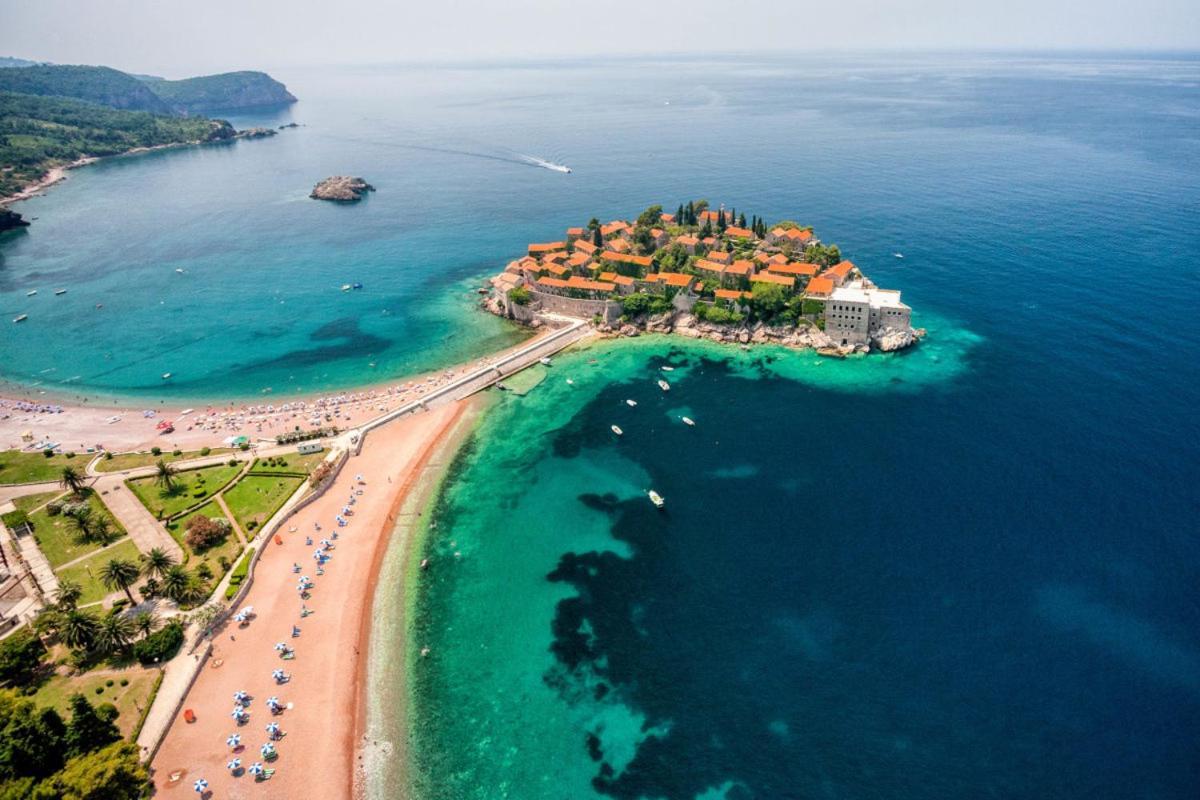 Bmv Room For 2-3 Persons Sveti Stefan Exteriér fotografie